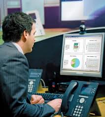 IT � �������