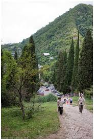 ����� ����